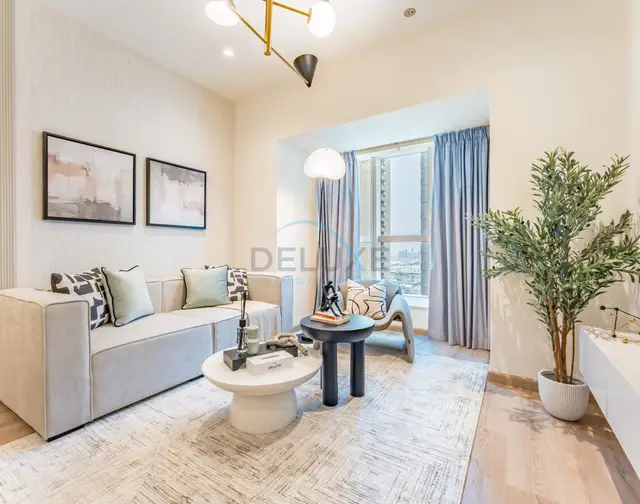 Redesigned High-Rise 1-Bedroom Near Key Landmarks, Elite Residence — Dubai Marina