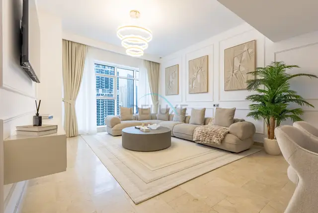 Marina Canal View Apartment, Walking Distance to The Metro and Tram — Dubai Marina