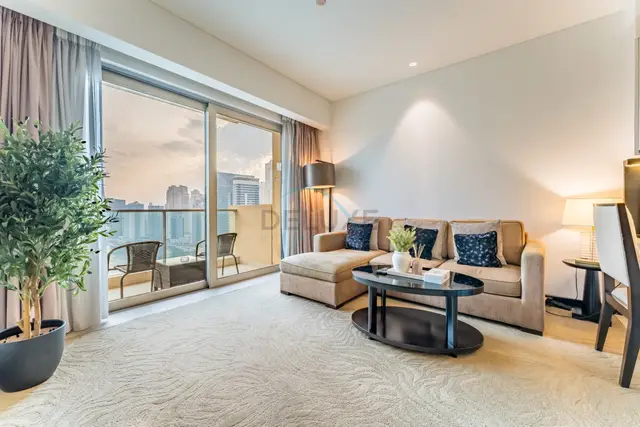 Sky-High 1-Bedroom with Stunning Direct Marina Views — Dubai Marina